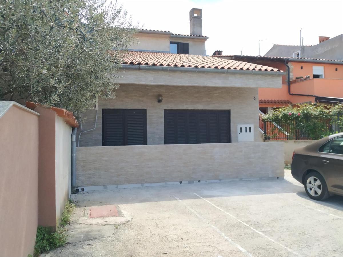Apartmani Zlatko Pula Zewnętrze zdjęcie