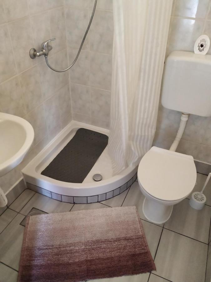 Apartmani Zlatko Pula Zewnętrze zdjęcie