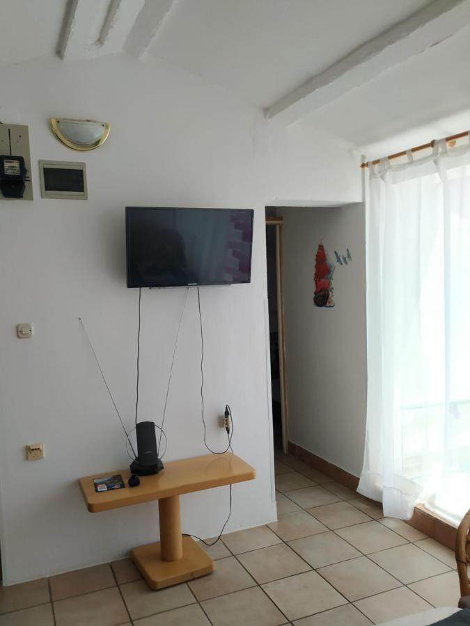 Apartmani Zlatko Pula Zewnętrze zdjęcie