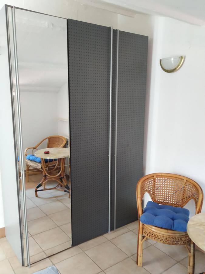 Apartmani Zlatko Pula Zewnętrze zdjęcie