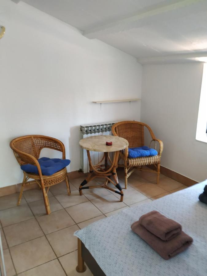 Apartmani Zlatko Pula Zewnętrze zdjęcie