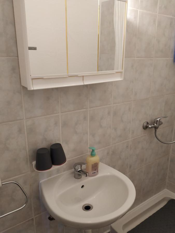 Apartmani Zlatko Pula Zewnętrze zdjęcie