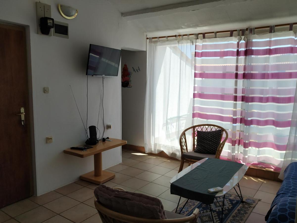 Apartmani Zlatko Pula Zewnętrze zdjęcie