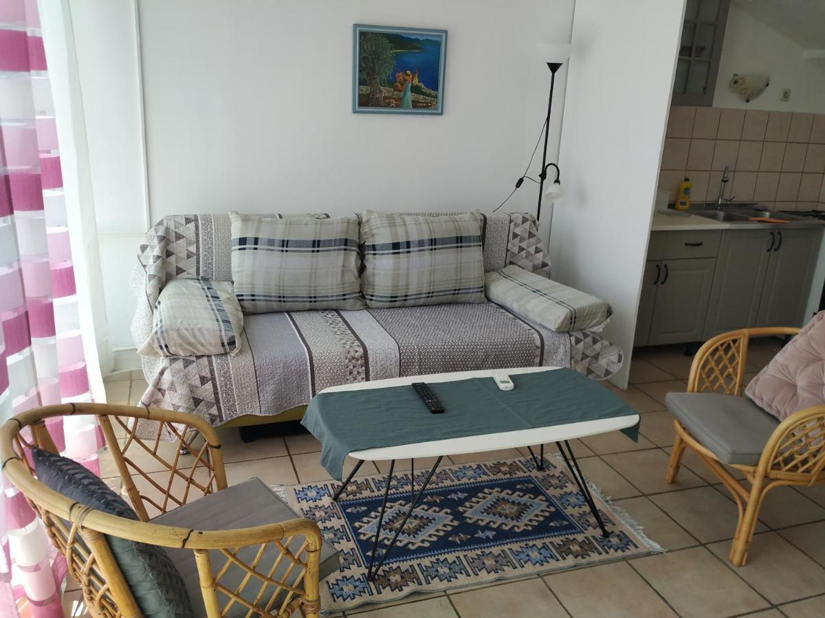Apartmani Zlatko Pula Zewnętrze zdjęcie